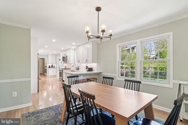 1707 GALLOWAY DR, Vienna, VA 22182