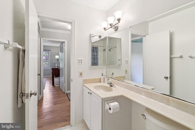 1707 GALLOWAY DR, Vienna, VA 22182