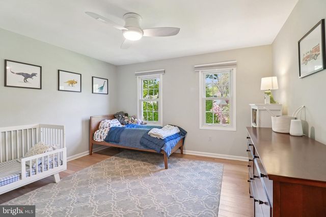 1707 GALLOWAY DR, Vienna, VA 22182