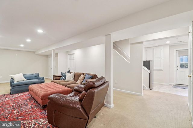 1707 GALLOWAY DR, Vienna, VA 22182