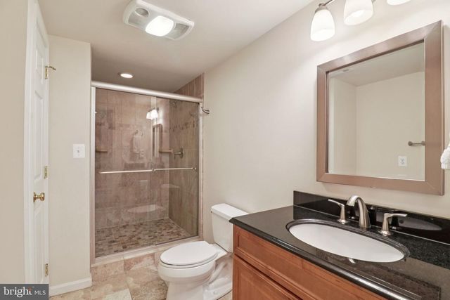 1707 GALLOWAY DR, Vienna, VA 22182