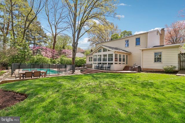 1707 GALLOWAY DR, Vienna, VA 22182