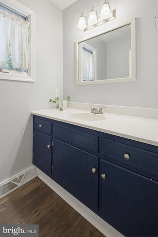 35 PINEWOOD AVE, Lititz, PA 17543