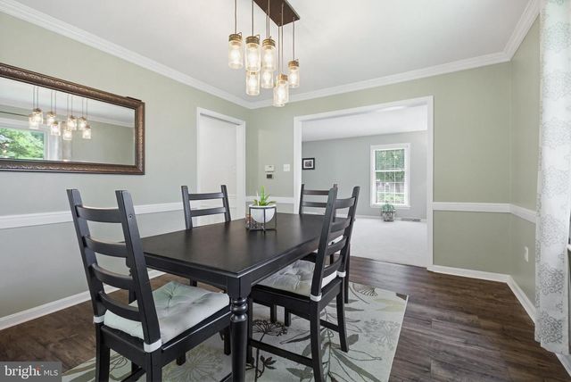 35 PINEWOOD AVE, Lititz, PA 17543