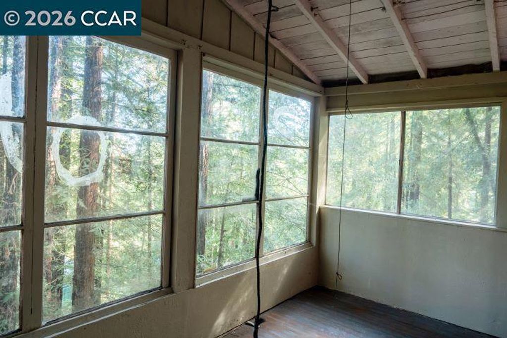 Image 15 of property listing at 17850 Santa Rosa Ave, Guerneville, CA 95446