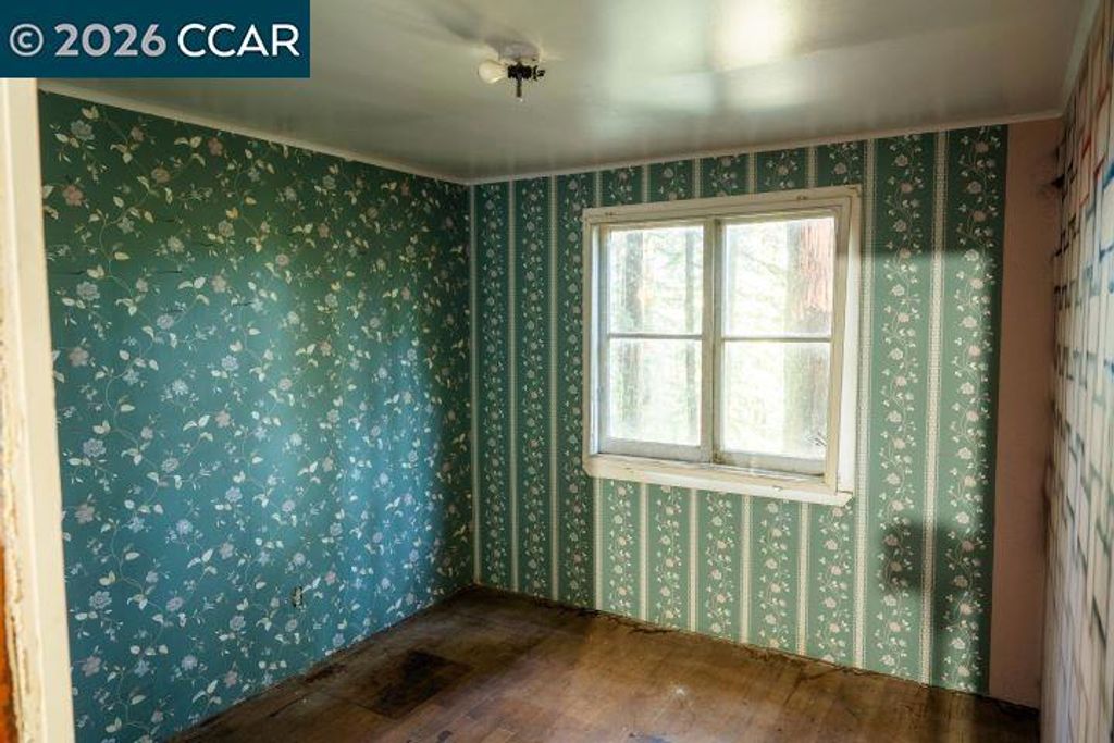 Image 19 of property listing at 17850 Santa Rosa Ave, Guerneville, CA 95446