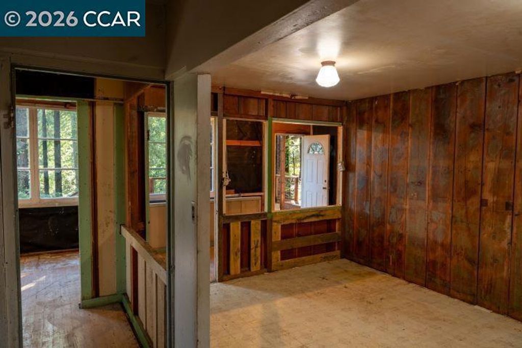 Image 22 of property listing at 17850 Santa Rosa Ave, Guerneville, CA 95446