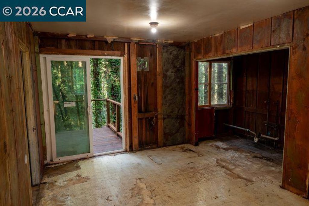 Image 25 of property listing at 17850 Santa Rosa Ave, Guerneville, CA 95446