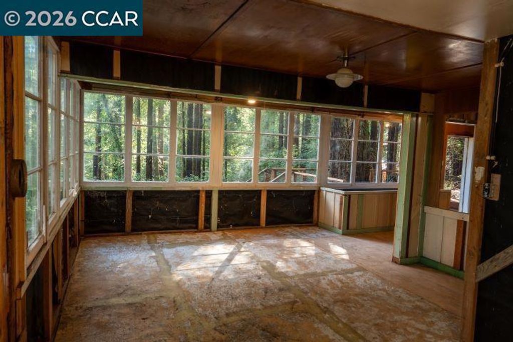 Image 27 of property listing at 17850 Santa Rosa Ave, Guerneville, CA 95446