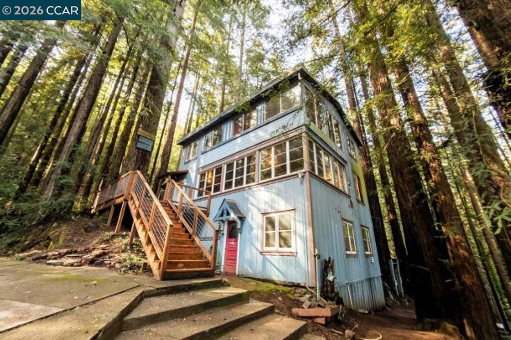 Image 3 of property listing at 17850 Santa Rosa Ave, Guerneville, CA 95446