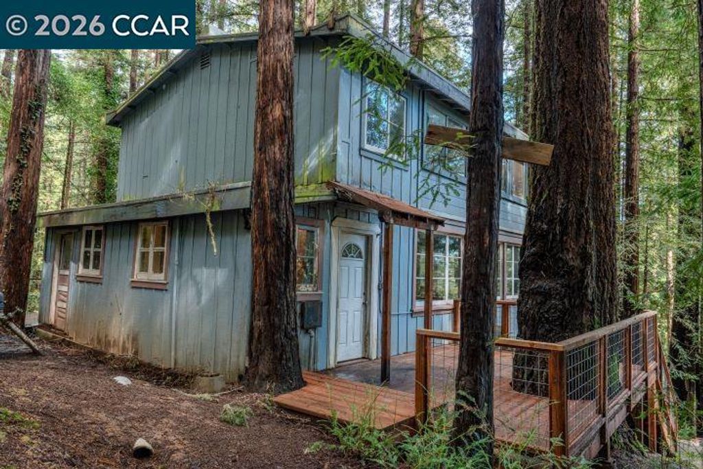 Image 39 of property listing at 17850 Santa Rosa Ave, Guerneville, CA 95446