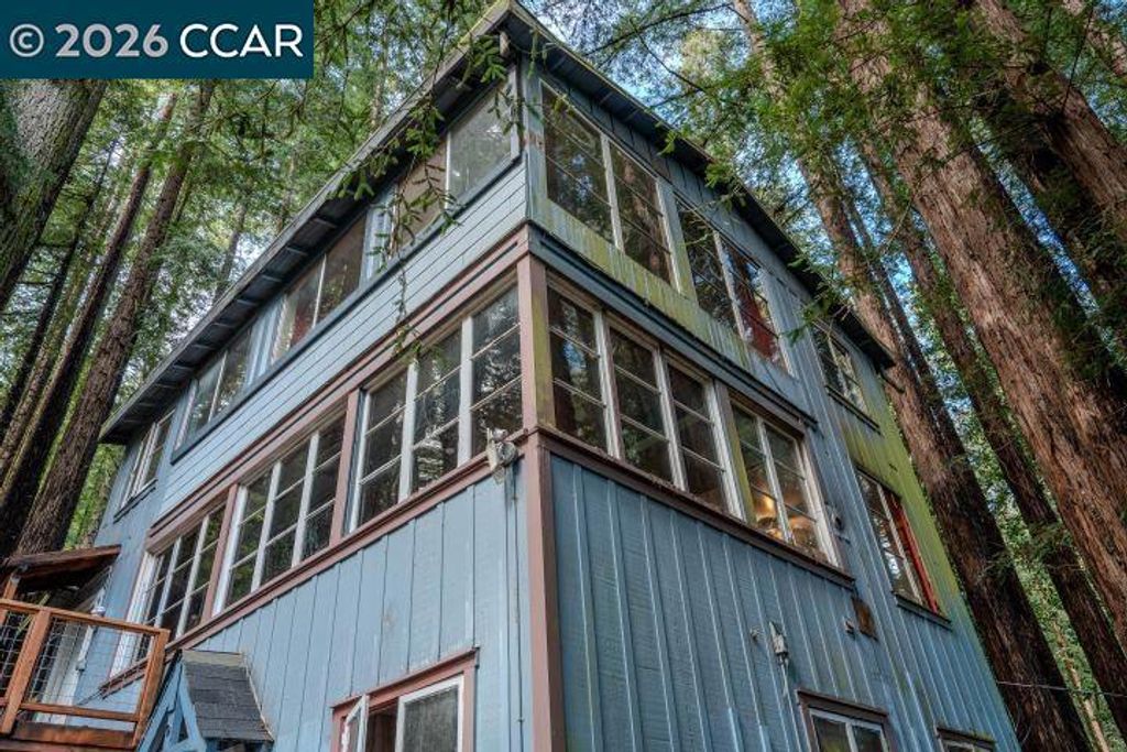 Image 41 of property listing at 17850 Santa Rosa Ave, Guerneville, CA 95446