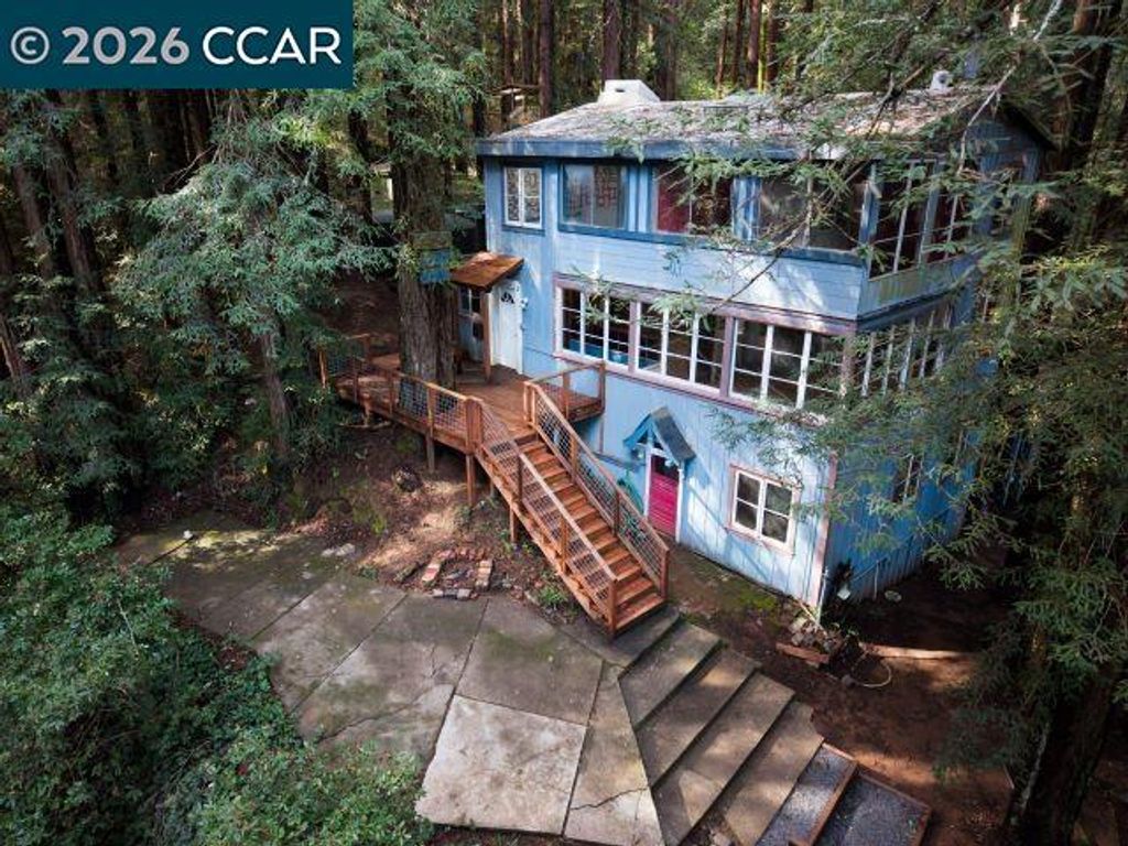 Image 5 of property listing at 17850 Santa Rosa Ave, Guerneville, CA 95446