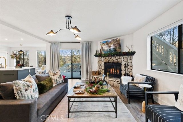 30260 Gremlin Court, Running Springs, CA 92382