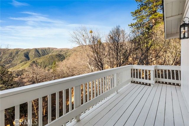 30260 Gremlin Court, Running Springs, CA 92382