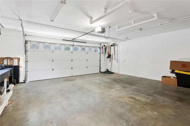 30260 Gremlin Court, Running Springs, CA 92382