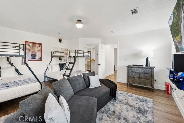 30260 Gremlin Court, Running Springs, CA 92382