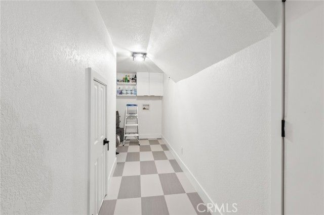 30260 Gremlin Court, Running Springs, CA 92382