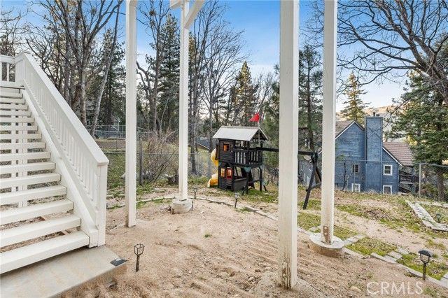 30260 Gremlin Court, Running Springs, CA 92382