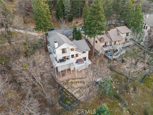 30260 Gremlin Court, Running Springs, CA 92382