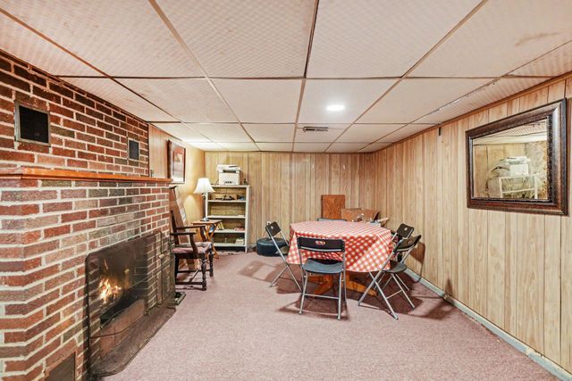 805 Division Street, La Porte, IN 46350