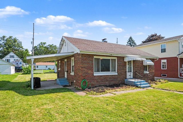 805 Division Street, La Porte, IN 46350