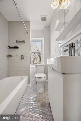 436 LEMONTE ST, Philadelphia, PA 19128