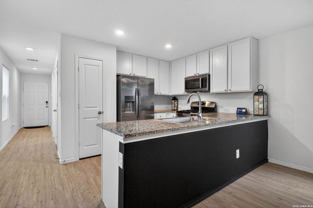 10957 PRESA WAY, San Antonio, TX 78223