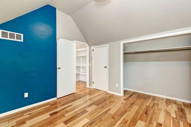 2364 Gladstone Avenue, Cincinnati, OH 45202