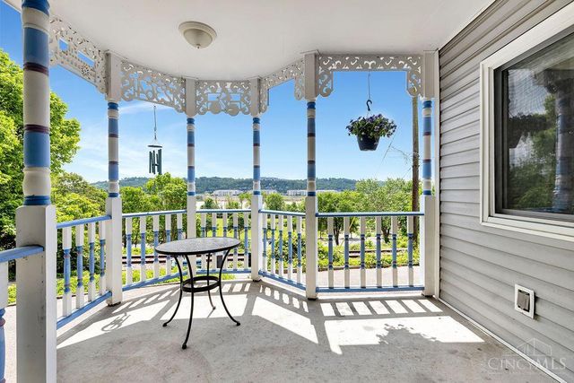 2364 Gladstone Avenue, Cincinnati, OH 45202