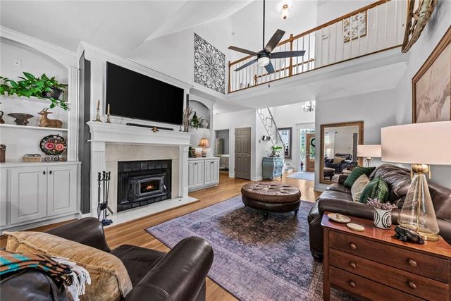 195 Sims Farm Way, Maysville, GA 30558