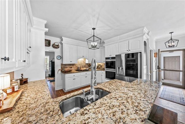 195 Sims Farm Way, Maysville, GA 30558
