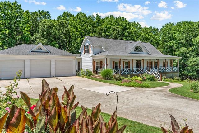 195 Sims Farm Way, Maysville, GA 30558