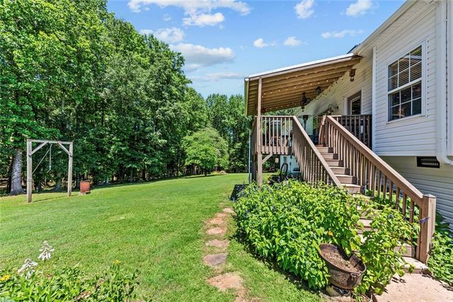 195 Sims Farm Way, Maysville, GA 30558