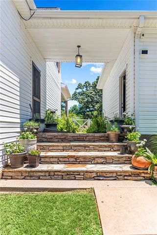 195 Sims Farm Way, Maysville, GA 30558
