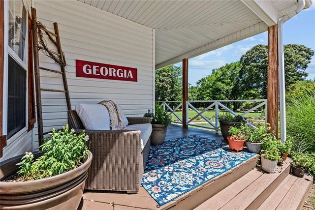 195 Sims Farm Way, Maysville, GA 30558