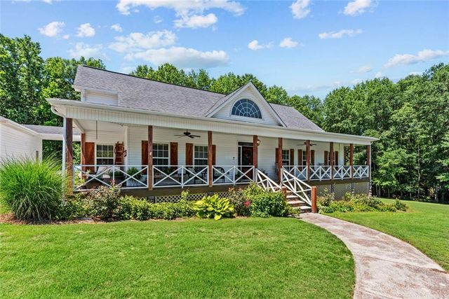 195 Sims Farm Way, Maysville, GA 30558