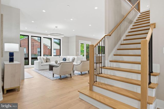 3301 WINNETT RD, Chevy Chase, MD 20815