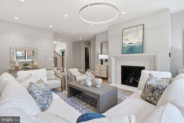 3301 WINNETT RD, Chevy Chase, MD 20815