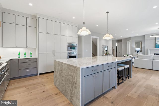 3301 WINNETT RD, Chevy Chase, MD 20815