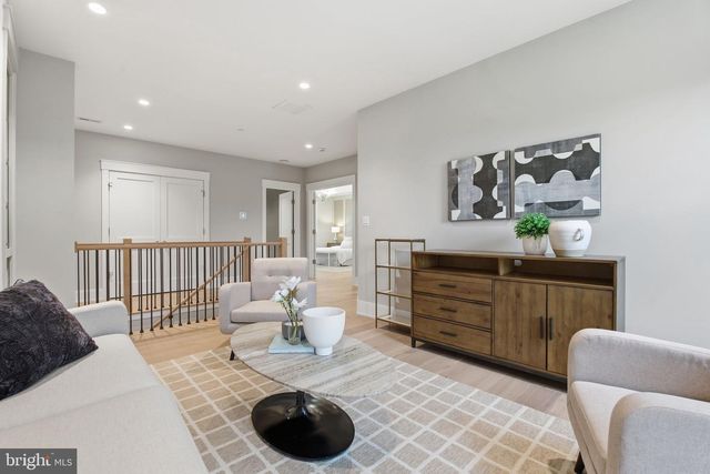 3301 WINNETT RD, Chevy Chase, MD 20815