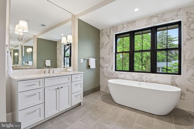 3301 WINNETT RD, Chevy Chase, MD 20815