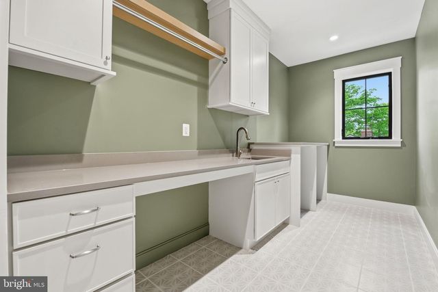 3301 WINNETT RD, Chevy Chase, MD 20815