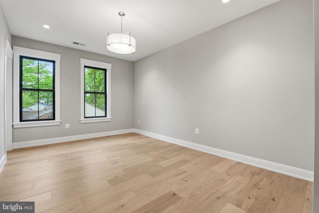 3301 WINNETT RD, Chevy Chase, MD 20815