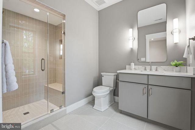 3301 WINNETT RD, Chevy Chase, MD 20815