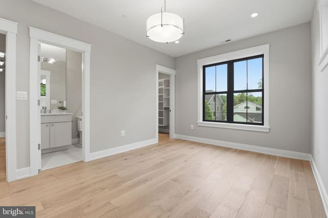 3301 WINNETT RD, Chevy Chase, MD 20815