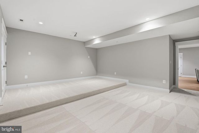 3301 WINNETT RD, Chevy Chase, MD 20815