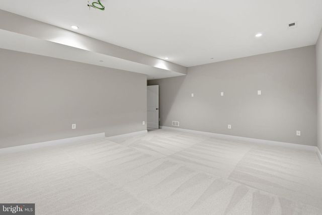 3301 WINNETT RD, Chevy Chase, MD 20815