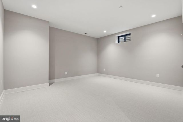 3301 WINNETT RD, Chevy Chase, MD 20815