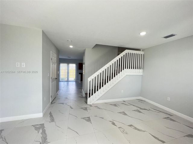 1310 NW 6th Ave E, Florida City, FL 33034